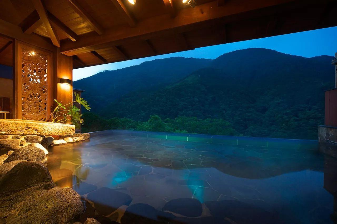 箱根和风温泉酒店推荐川端康成常住的房间长什么样