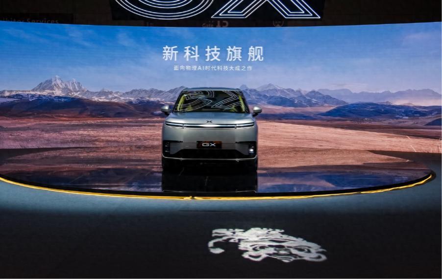 最贵的小鹏GX,冲进最难打的价格带