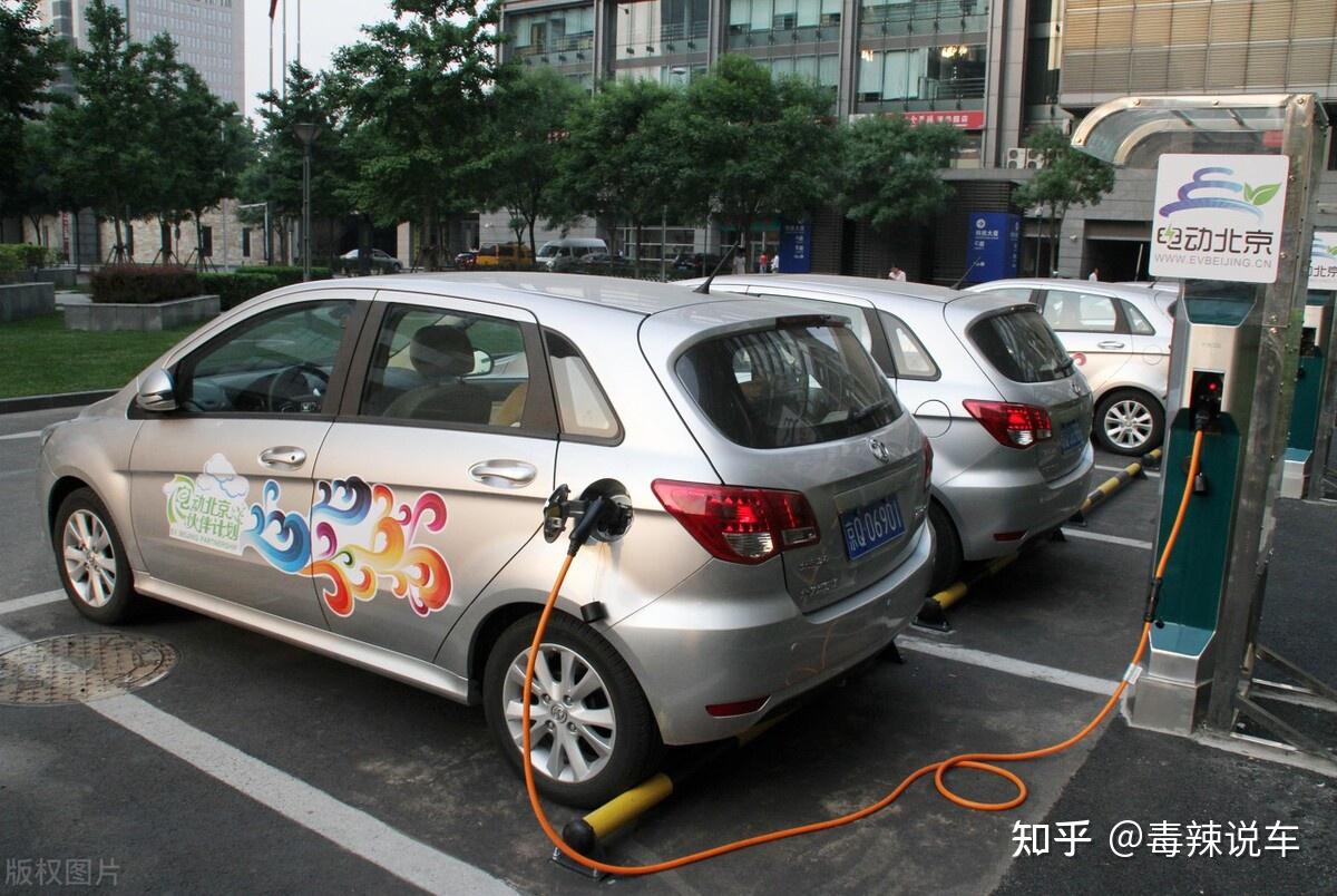 為什麼說增程式電動車才是新能源車的未來燃油車根本不是對手