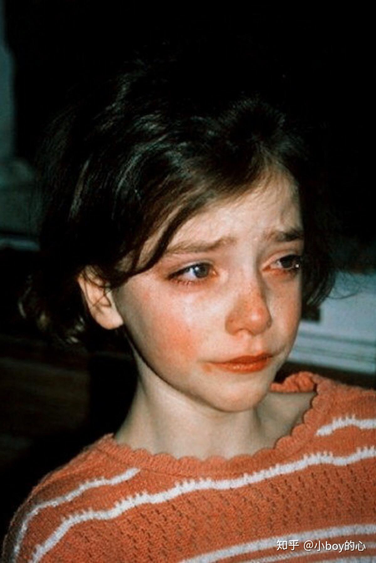 赏图-哭泣的美人