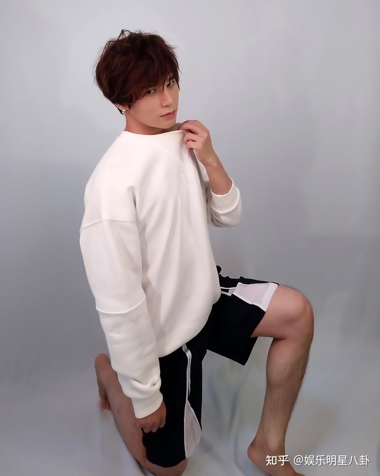 全能艺人奖陈一天独领风骚谦虚有礼最为可贵的是孝顺