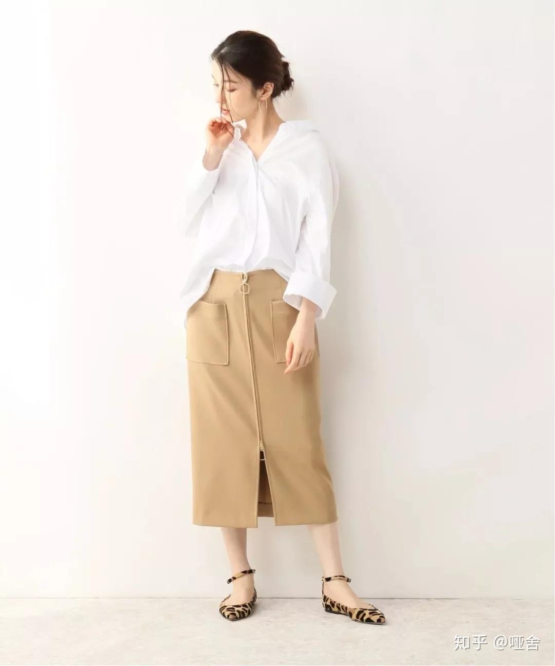 女生穿的衣服名字 v2-d74bd83dde35db48952a741778424c23_r.jpg