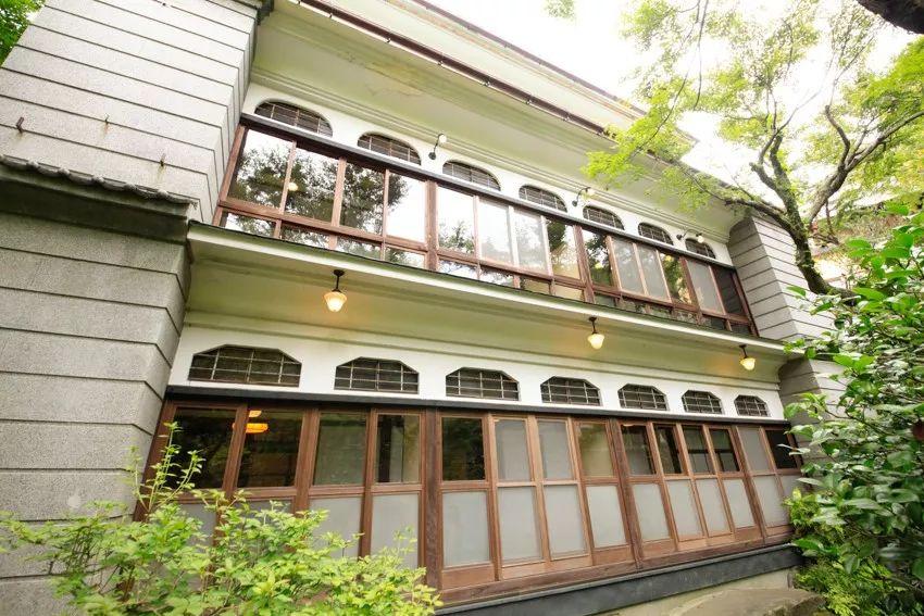 日本箱根有哪些比较好的景点和家庭旅馆?
