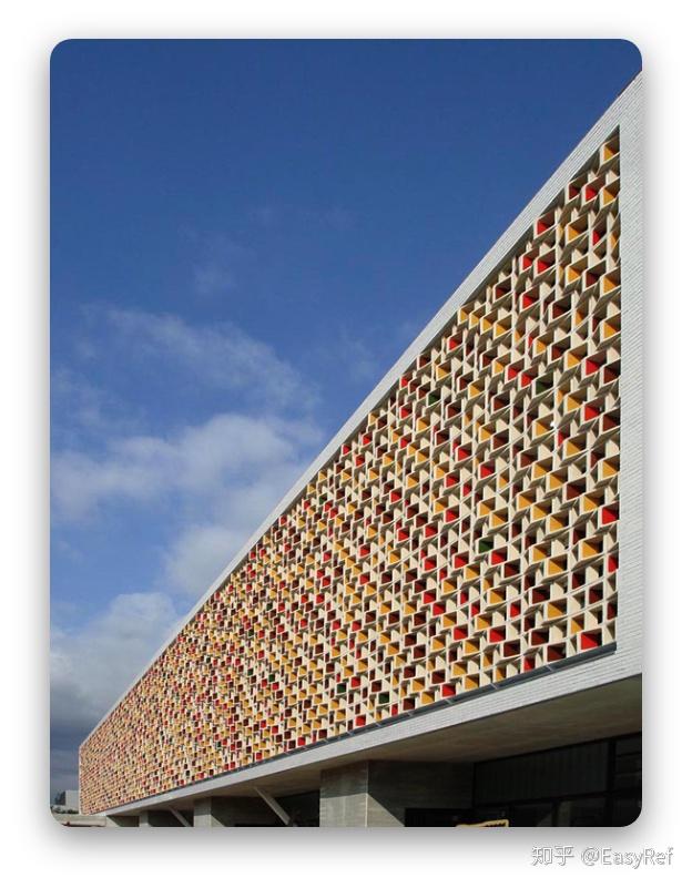 「内有乾坤」吸引点,创造渐变的韵律