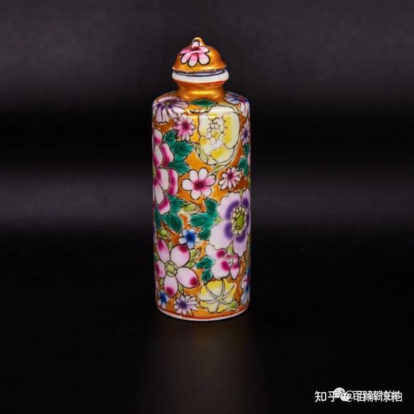 罕见珍品！有300年历史并集多种艺术于一身的鼻烟壶 - 知乎