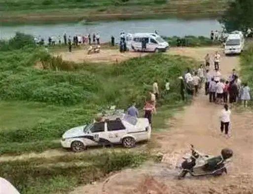 极目新闻记者部电话 v2-d7ec4b05aa9d5f7d74ecb55eea01c43b_r.jpg