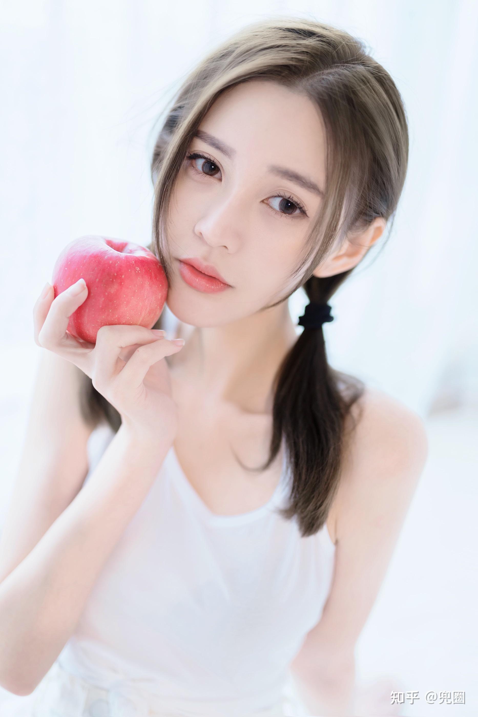 黄诗棋性感超模