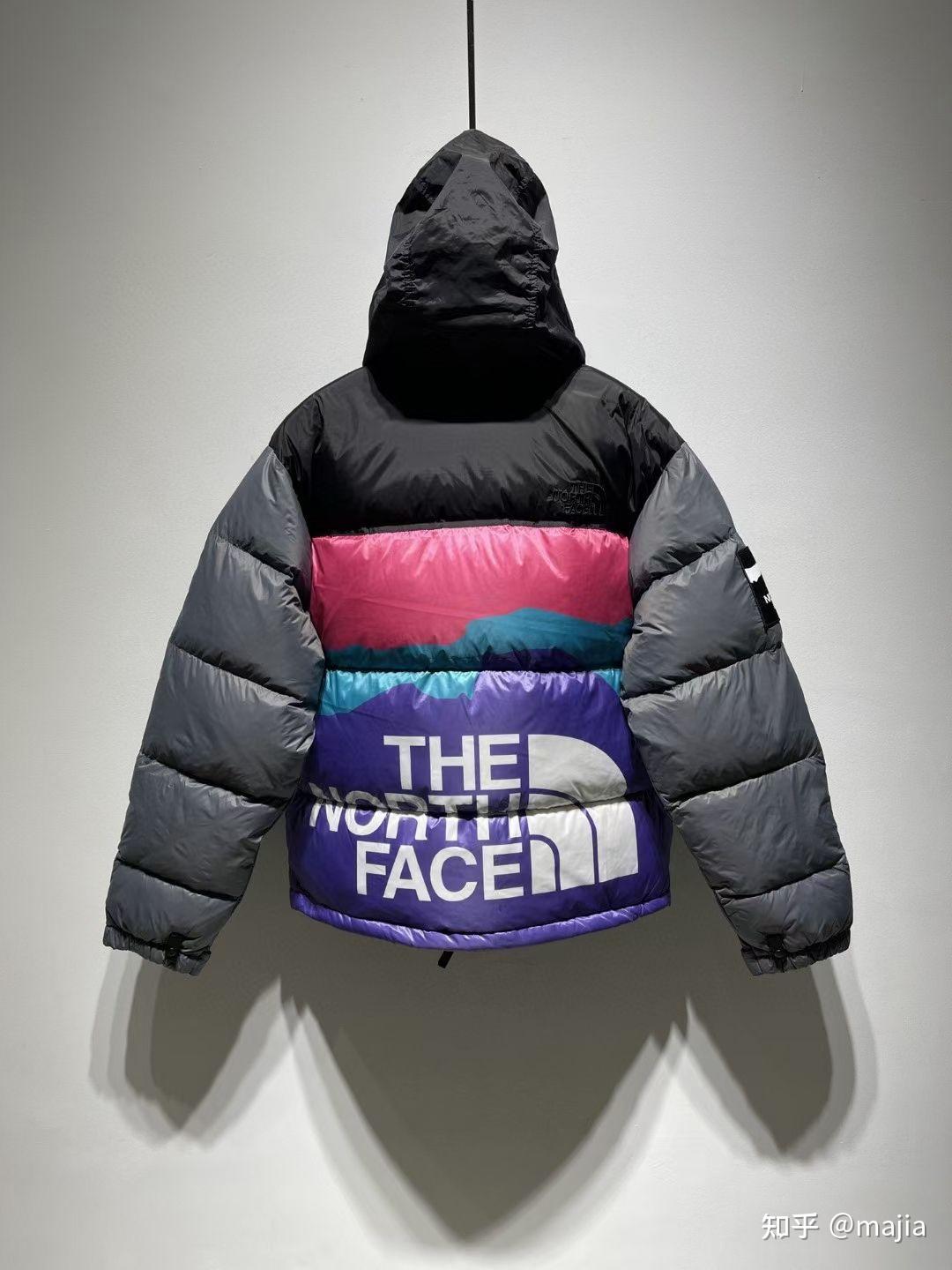 北面联名款羽绒服男女同款