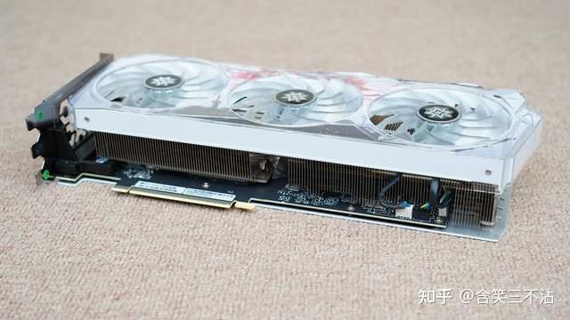 艾尔登法环太火了,于是打造了一台能在4K分辨率下畅玩它的黑白主机 第21张 艾尔登法环太火了,于是打造了一台能在4K分辨率下畅玩它的黑白主机 第21张