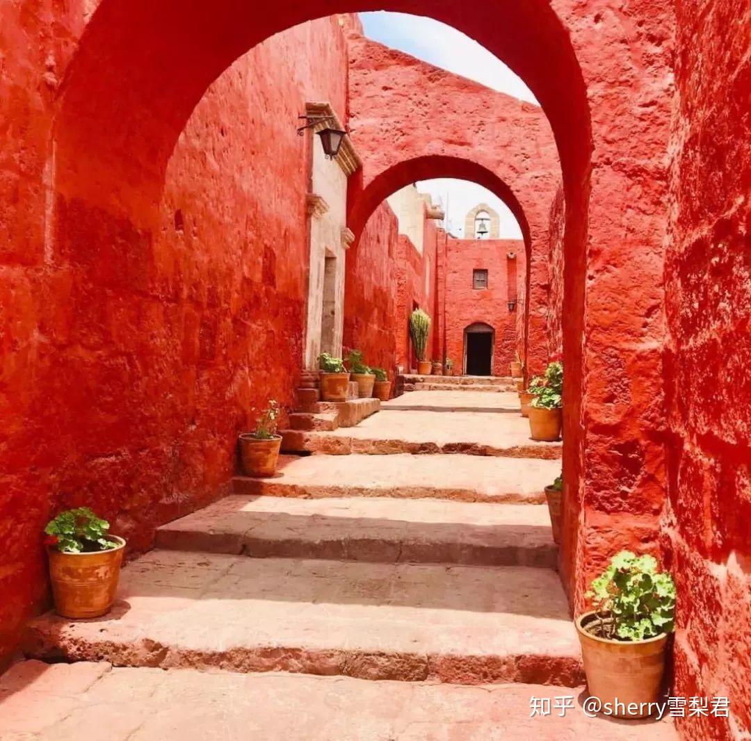 在失落的印加文明和狂野的自然景观中,领略这个南美风情小国的独特魅力