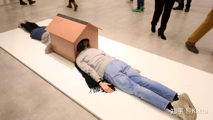 欧文沃姆erwinwurm的一分钟雕像无意义又美好的回忆