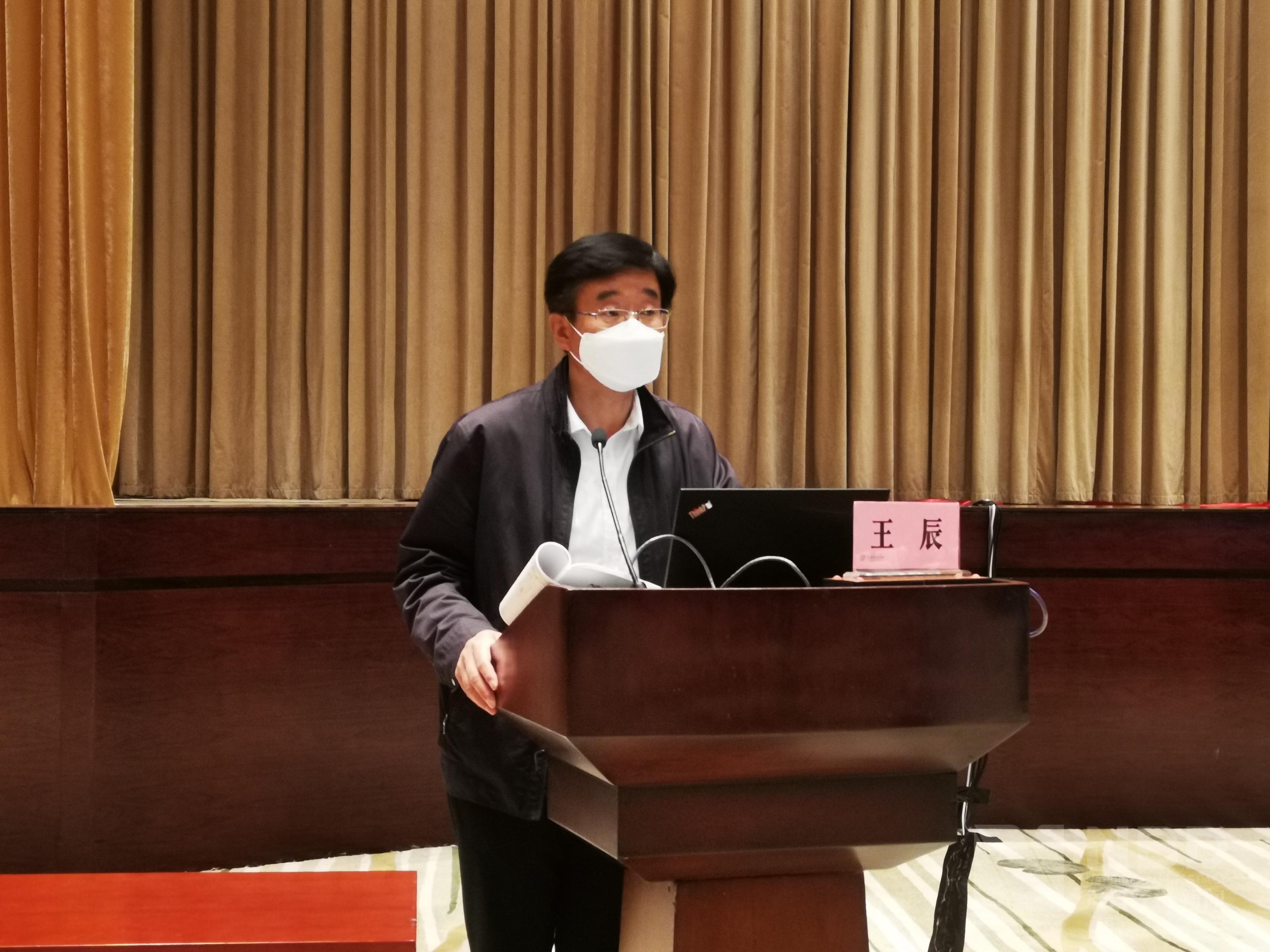 王辰院士对新冠病毒认识只是皮毛不能有任何一点放松