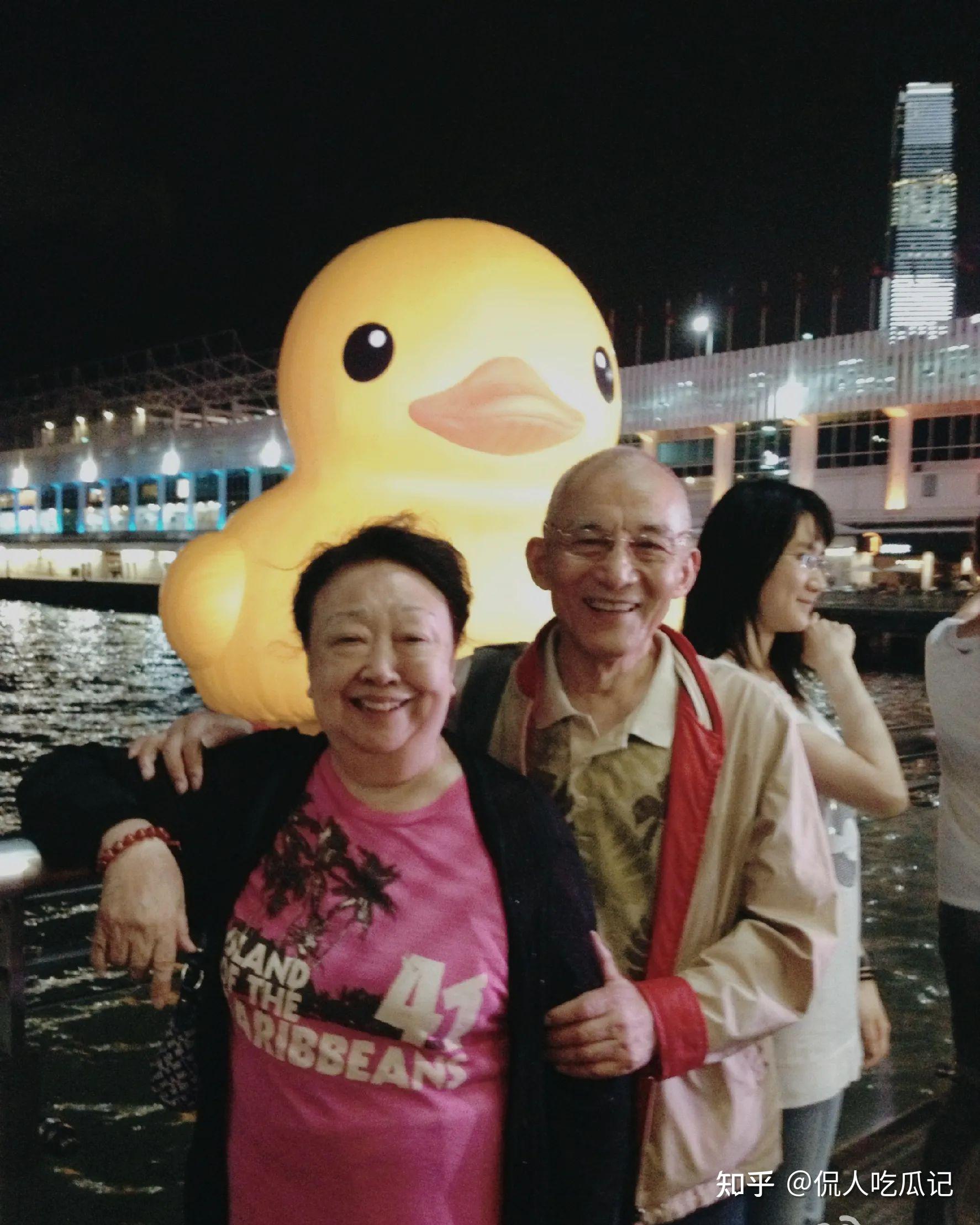 繁花游本昌曾卖房创业也和妻子抗癌靠不认命克服老年危机