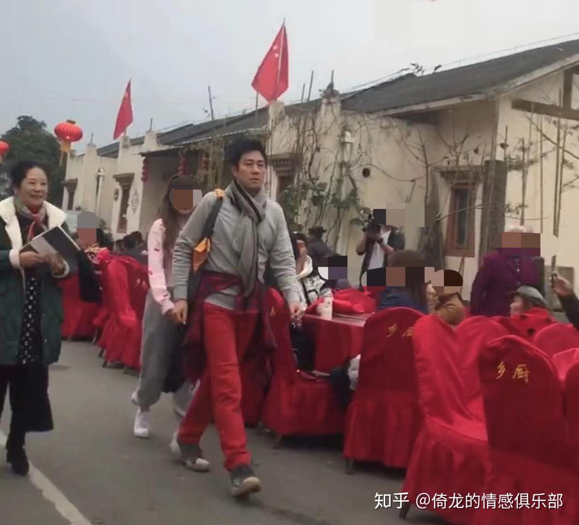 54岁蔡国庆，22次上春晚，如今却成综艺咖，网友：快回来唱歌 - 知乎