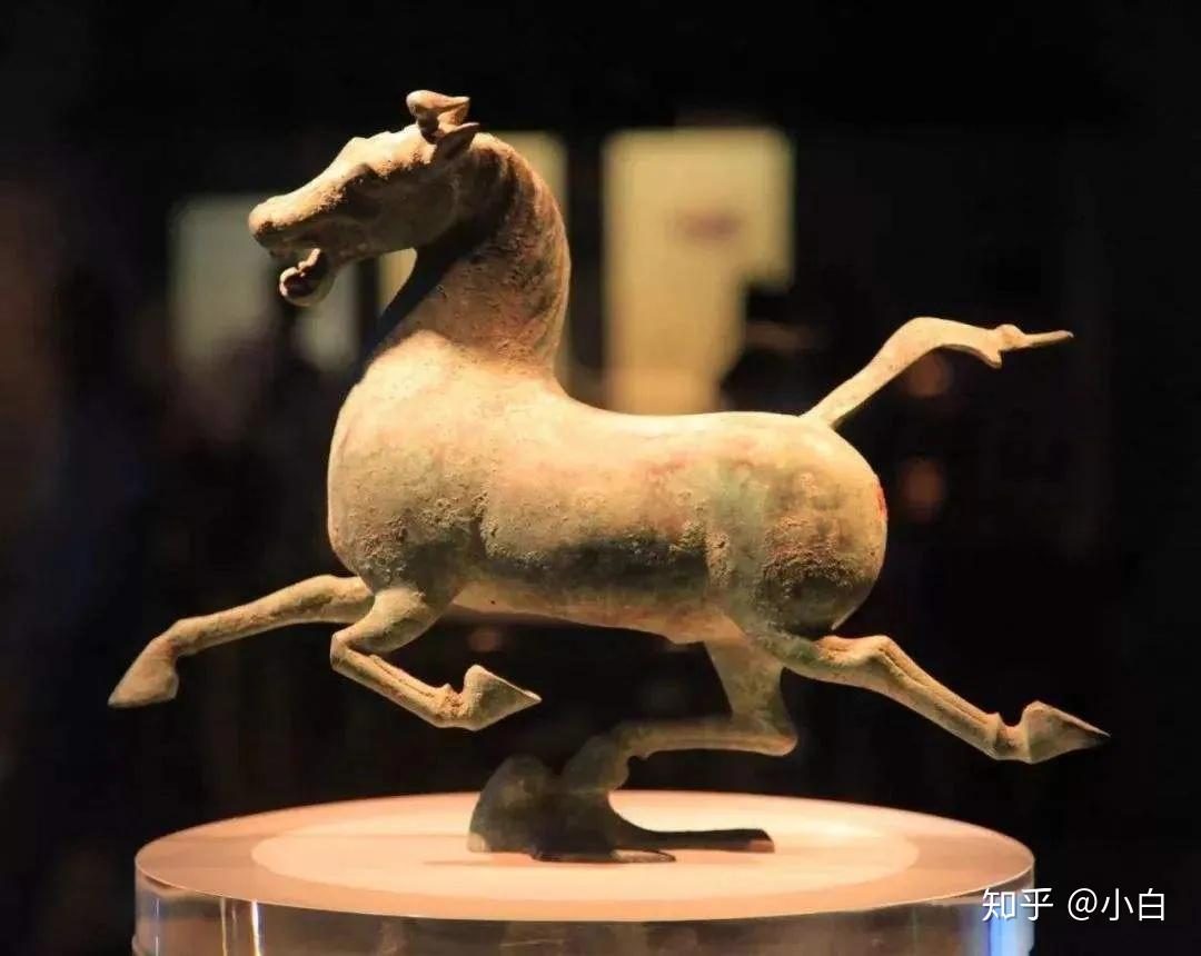 青銅器　馬　踏鳥奔馬　中国博物館製　レプリカ 青銅器 馬 踏鳥奔馬 中国博物館製 レプリカ - メルカリ