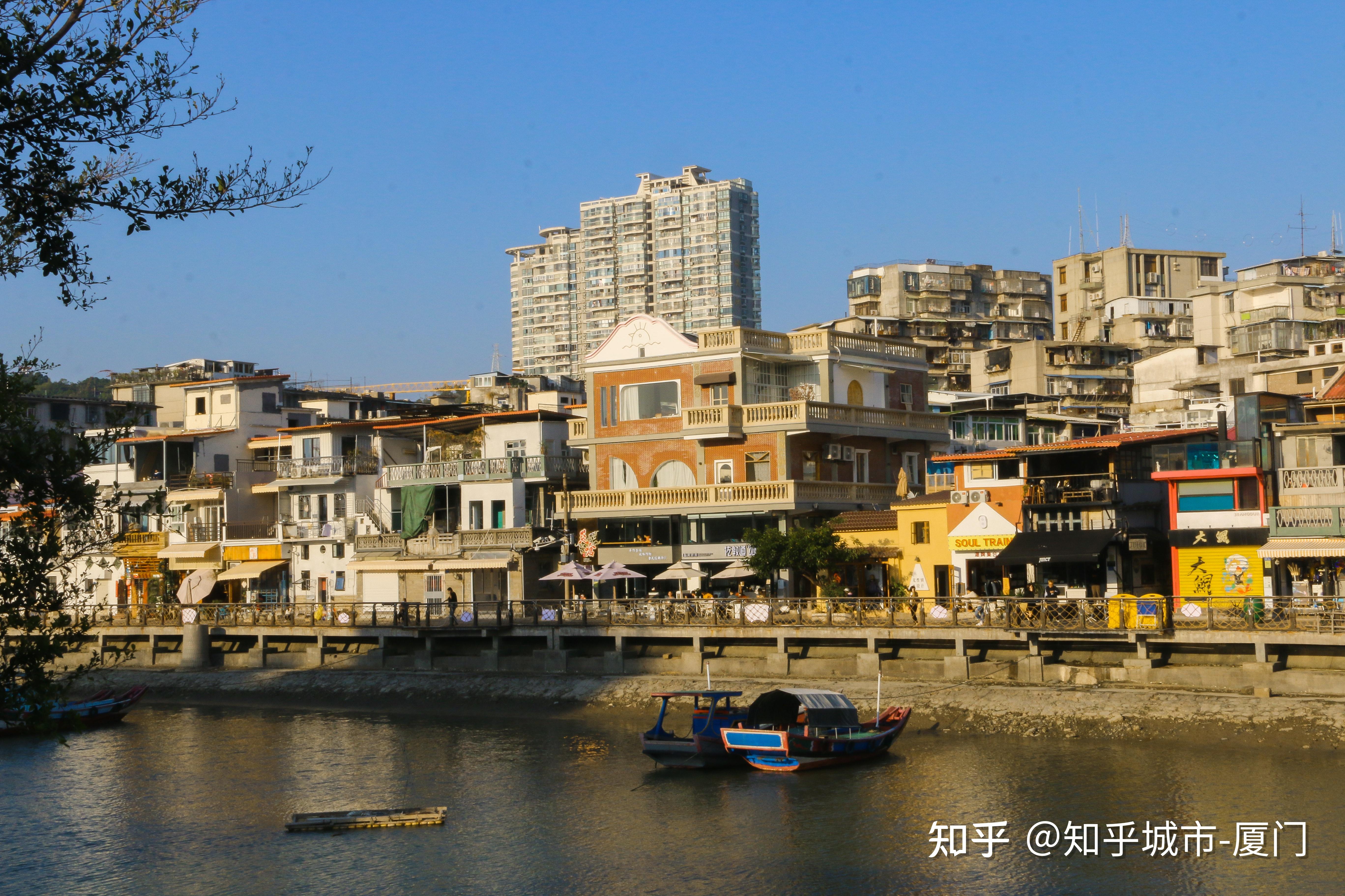从百年渔港到网红地标走进厦门最古老的港口沙坡尾的40年藏着太多故事