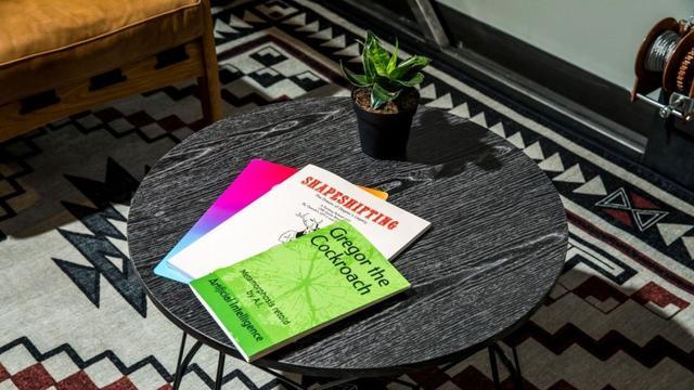 《麻省理工科技评论》独家起底OpenAI:背离马斯克创立初衷,理想主义被盈利压力碾碎