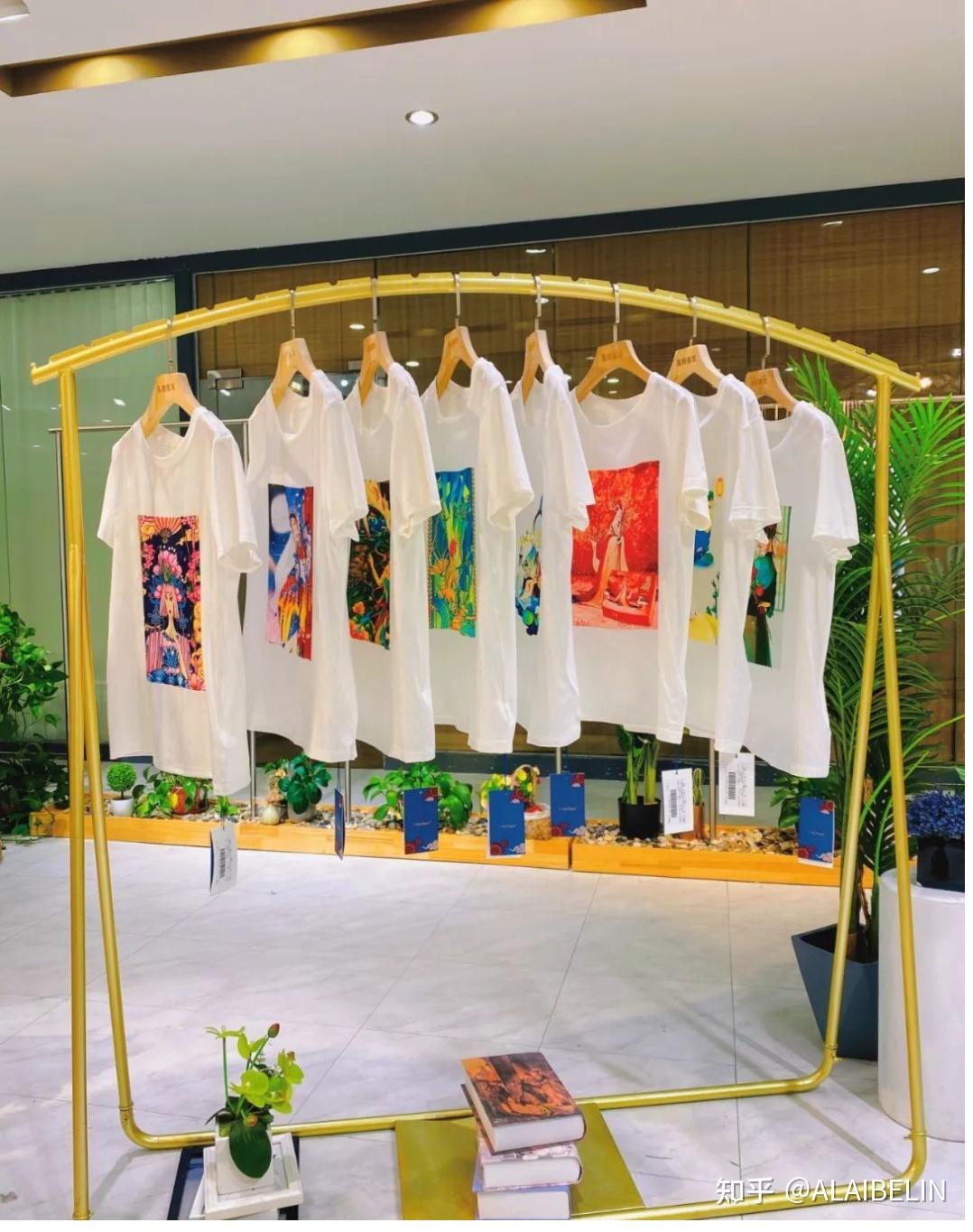 维拉玛拉2022夏ab面真丝t恤品牌女装穿搭