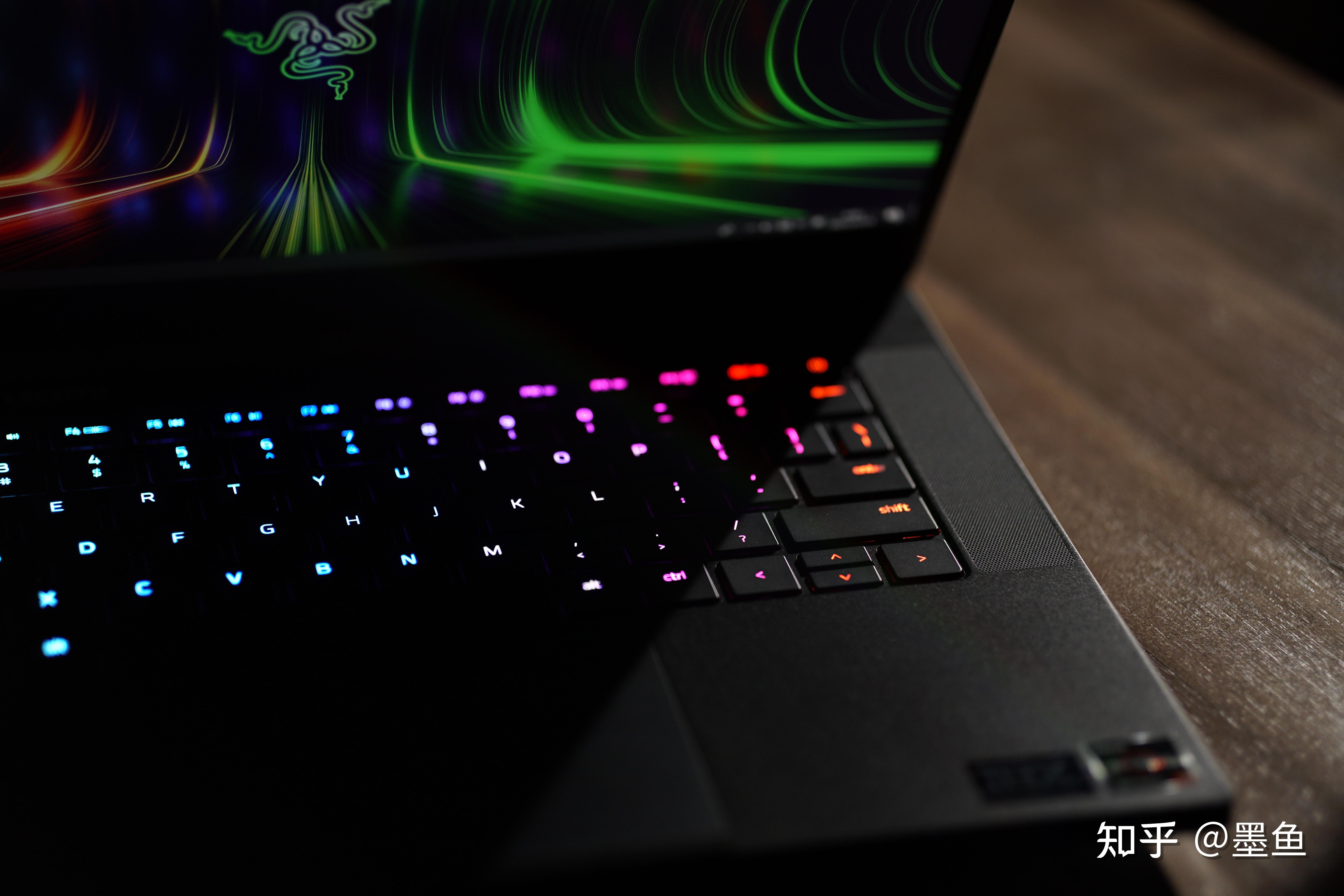 站在性能与便携的十字路口——雷蛇灵刃14评测 - 知乎