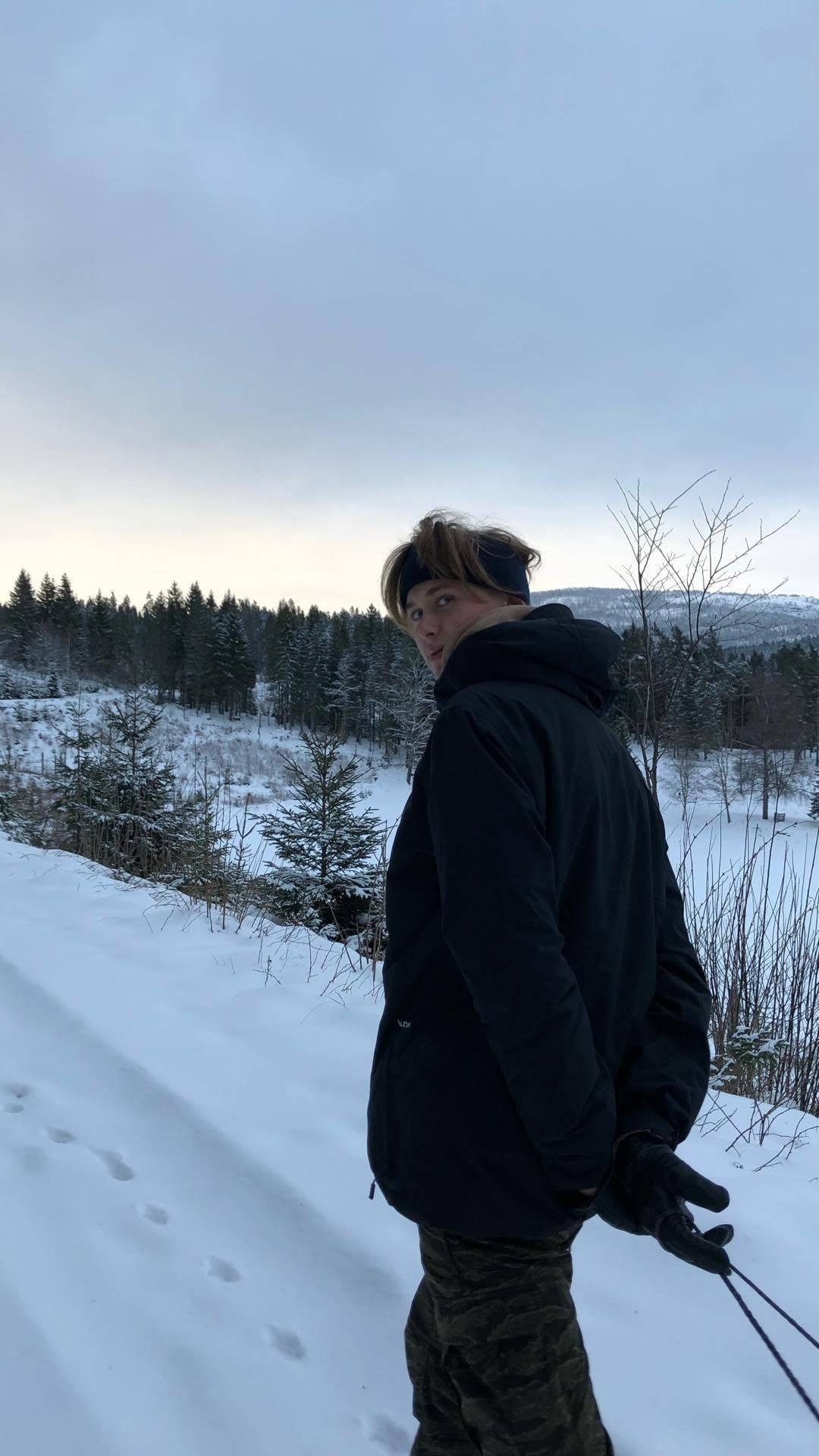 想要北欧小哥哥henrikholm高清大图