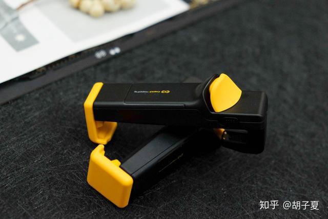 飞智蜂刺手游按键评测1秒8次按键连击对手都懵逼