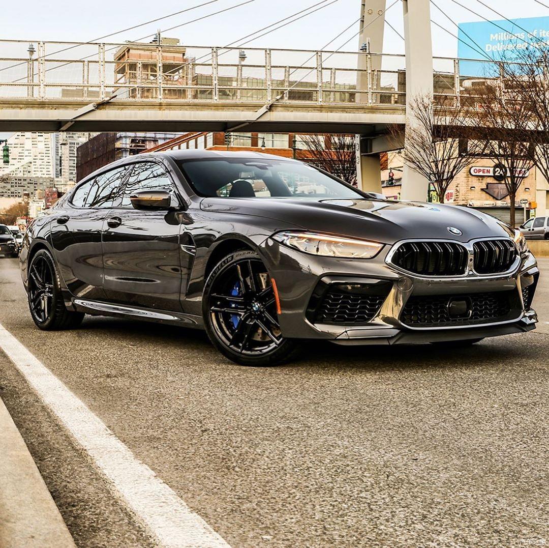 宝马m8grancoupe海外实车最美大型四门gt跑车