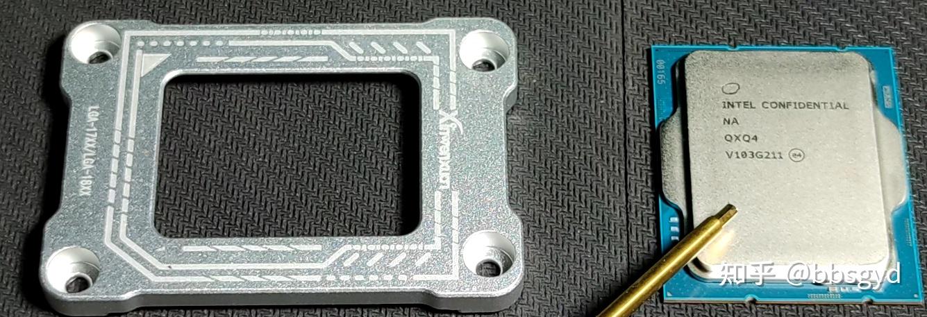 intel ES版 CPU QXQ4 i7-12700相当 ジャンク扱い