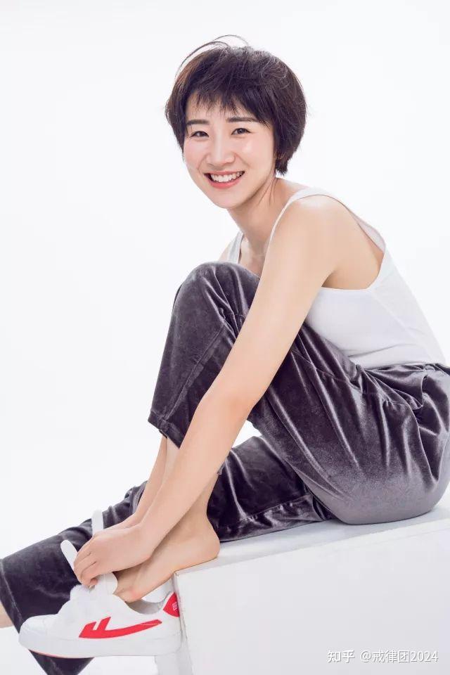 【戒律团】今日河南电视台美女主持人王梦寒写真 - 知乎