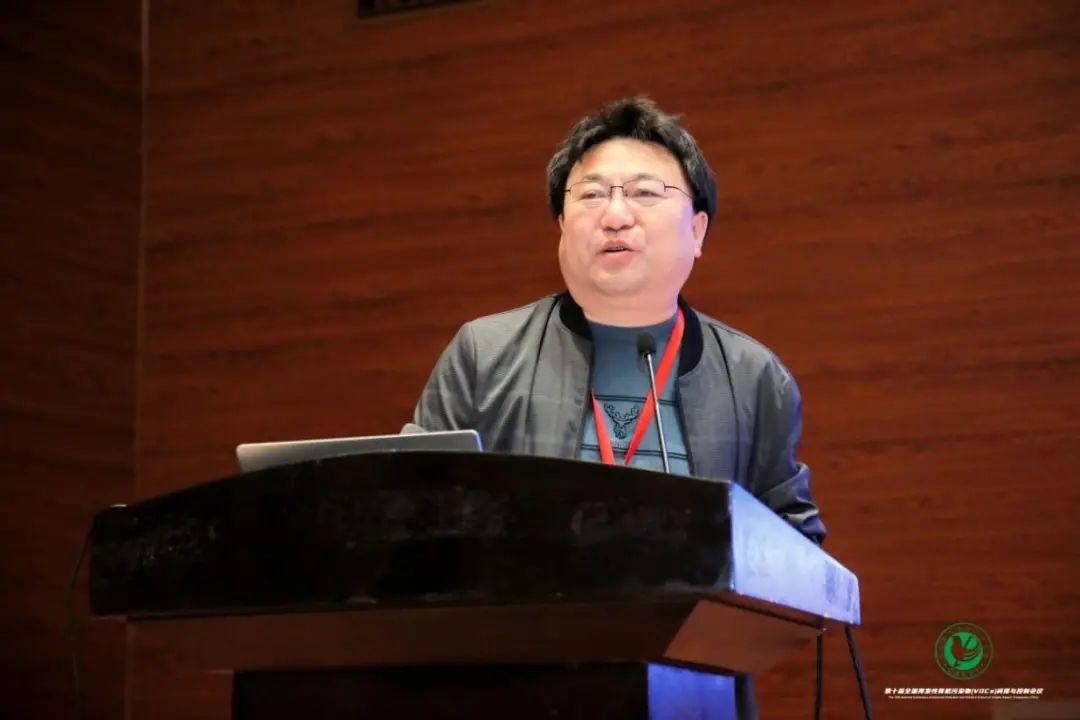 废气净化委员会主任,中国科学院大学教授 郝郑平主题大会由废气净化