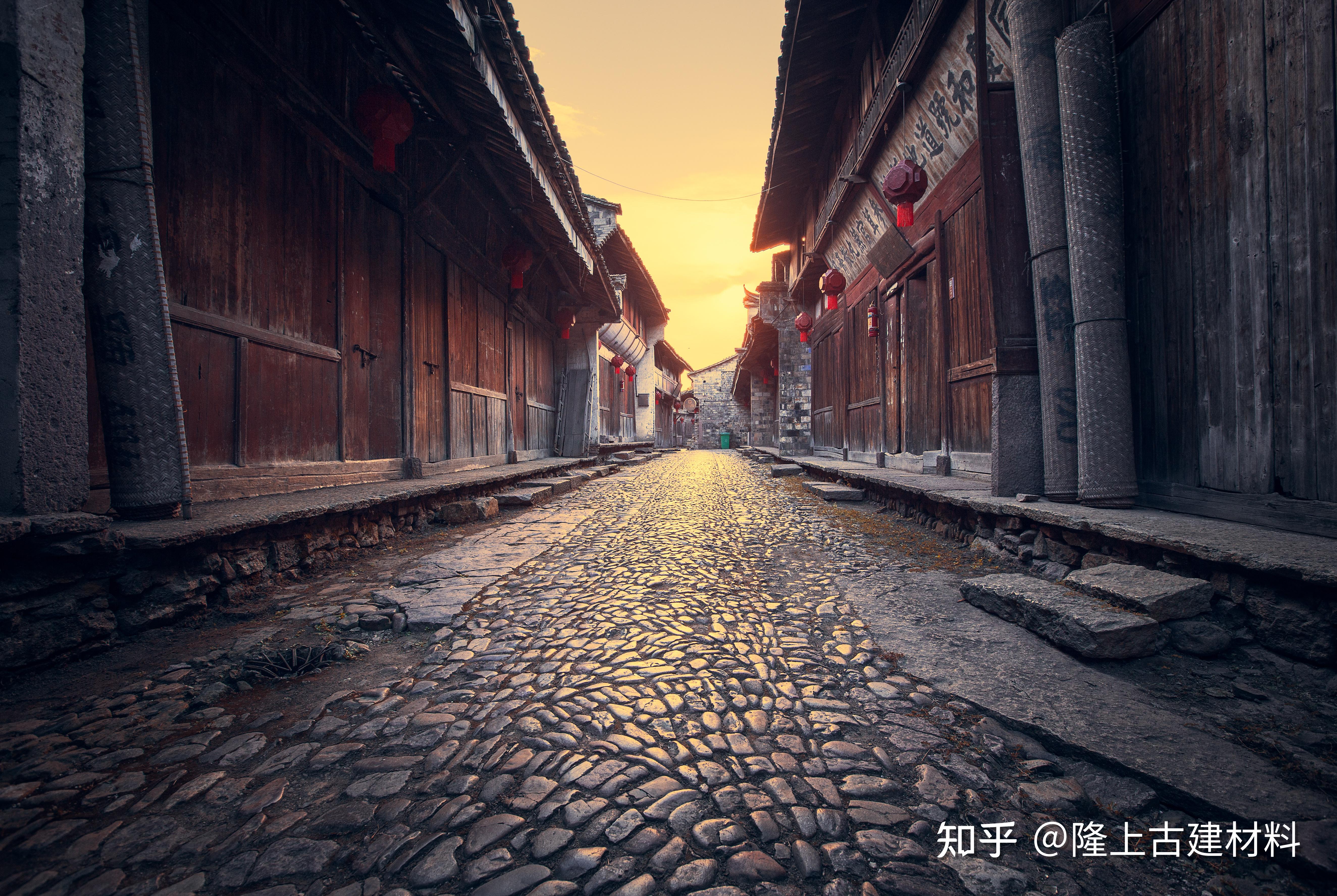 古建筑距今为止,古建砖瓦的出现已有3000年的历史了,而瓦的形式有很多