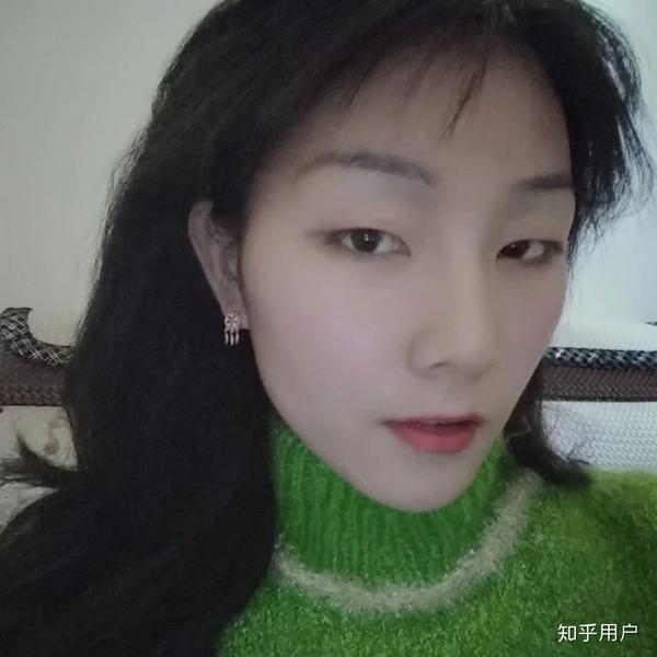 什么长相的女生会显得凶?