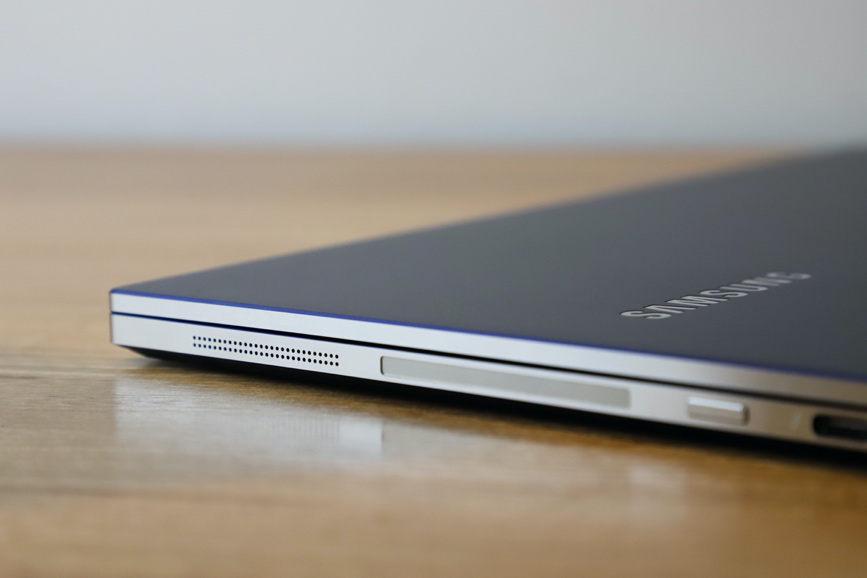 轻薄设计细节独特三星galaxybookflex诠释工艺之美