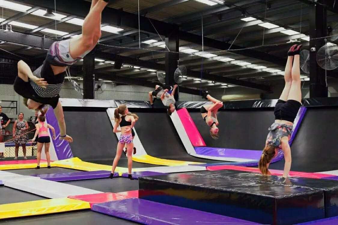 蹦床运动给你带来哪些好处