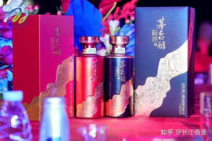 春糖必读茅台泸州老窖夜郎古江口醇等多款新品发布