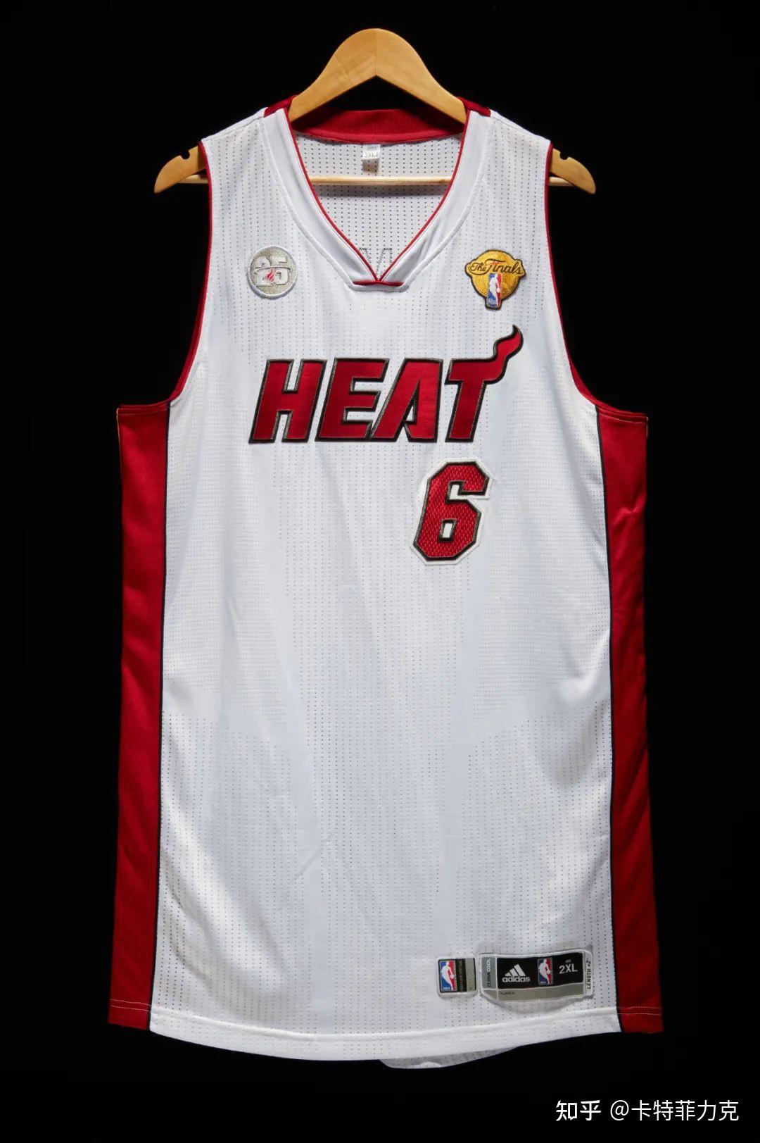 詹姆斯2013nba总决赛g7球衣368万美元成交