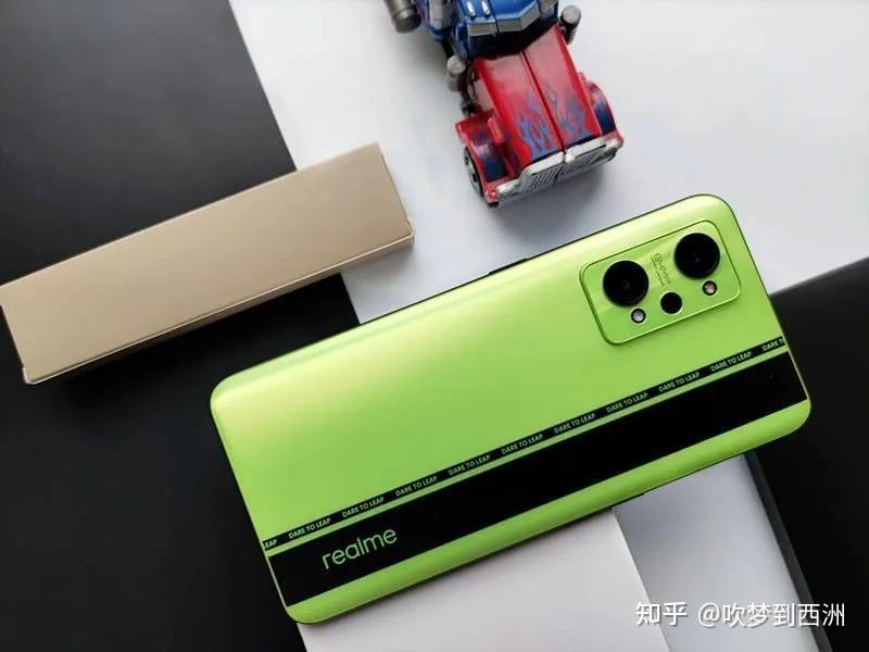 两千元以内的预算这三款手机最值得入手配置高口碑好