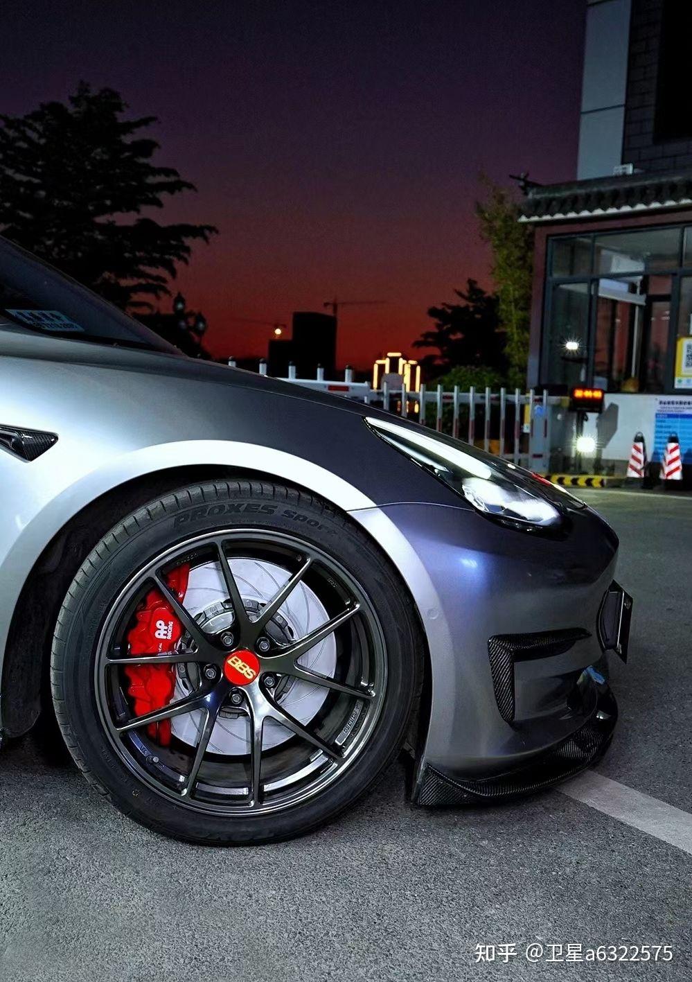 特斯拉model3刹车改装ap8520大六卡钳搭配380mm划线盘