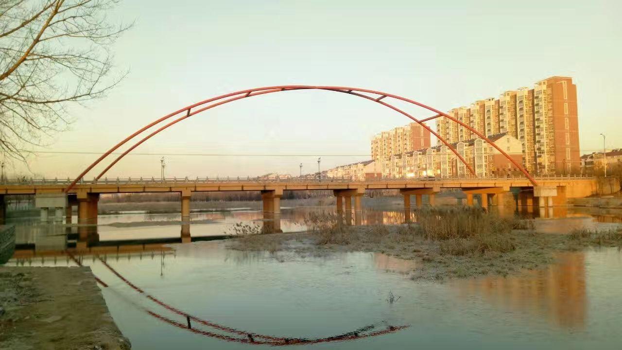 (月光依旧,阳光依旧,汶水西流依旧,变化的只是这人世间的匆匆过客)