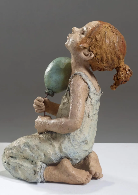 同样是玩泥巴怎么在雕塑艺术家手上就成了艺术品