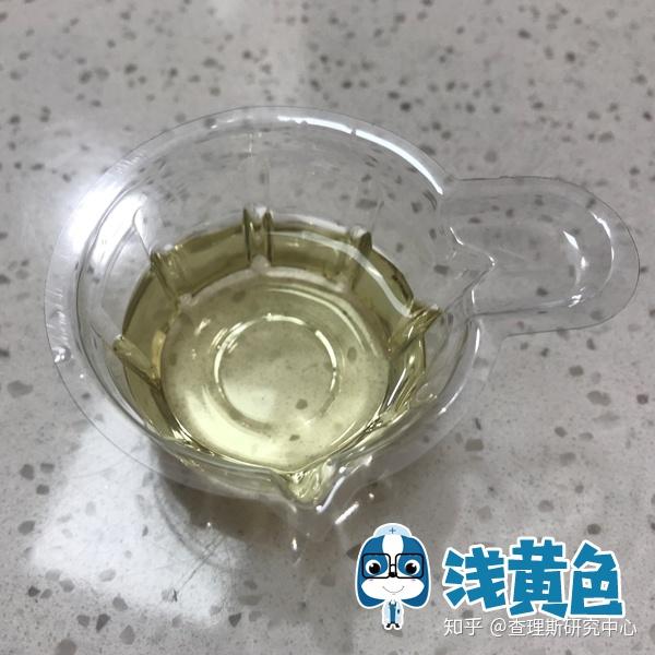 淺黃色尿1接下來我們一一介紹白色或渾濁尿粉紅色尿,醬油色尿,淺黃色