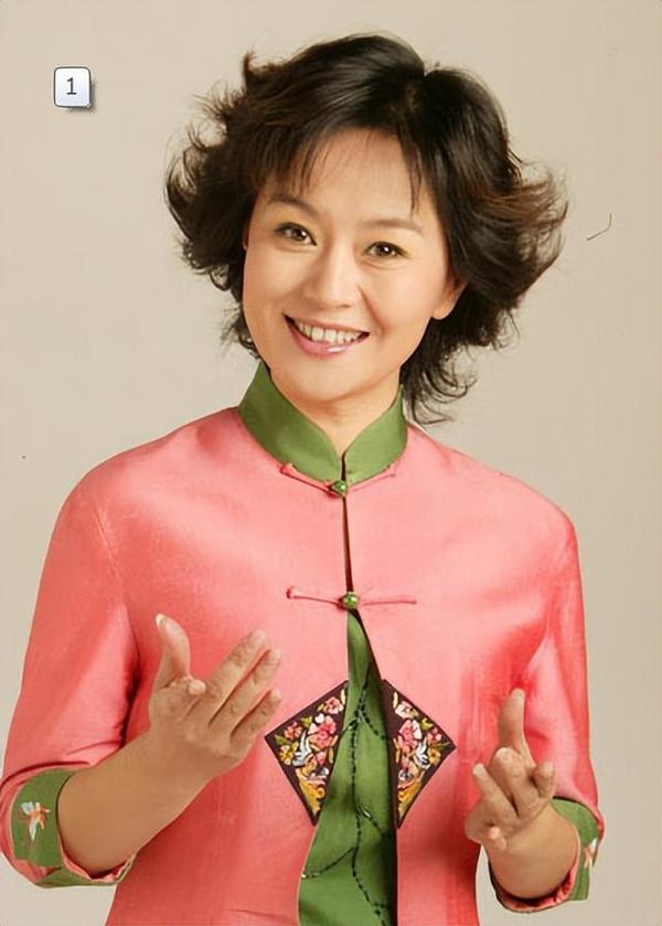 离婚后独自带娃,二婚嫁给了普通人杨硕,鞠萍找到幸福了吗? - 知乎