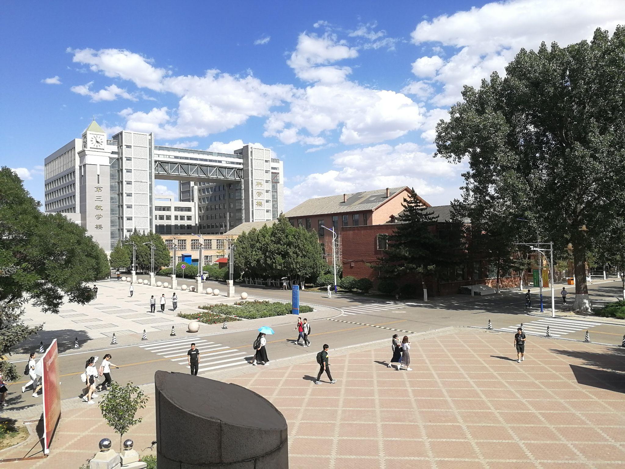 内蒙古工业大学建筑馆|摄影|环境/建筑摄影|梁文军 - 原创作品 - 站酷 (ZCOOL)
