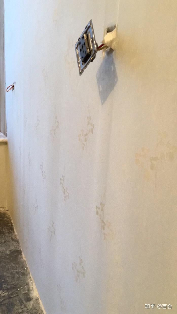 贴壁布后墙面凹凸不平的原因