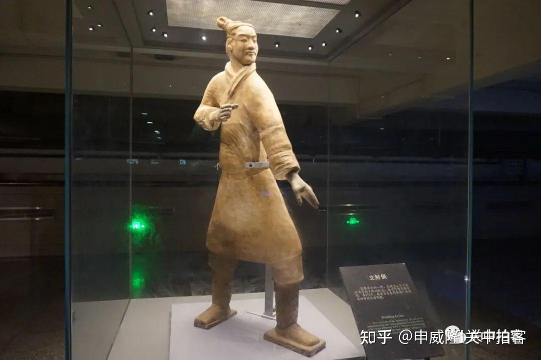 秦始皇帝陵博物院:走近兵马俑二号坑,探索秦军的多兵种特殊部队 - 知乎