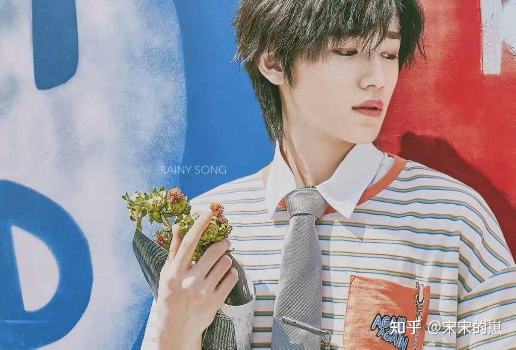 各位小海螺们有没有宋亚轩的高清神图吖