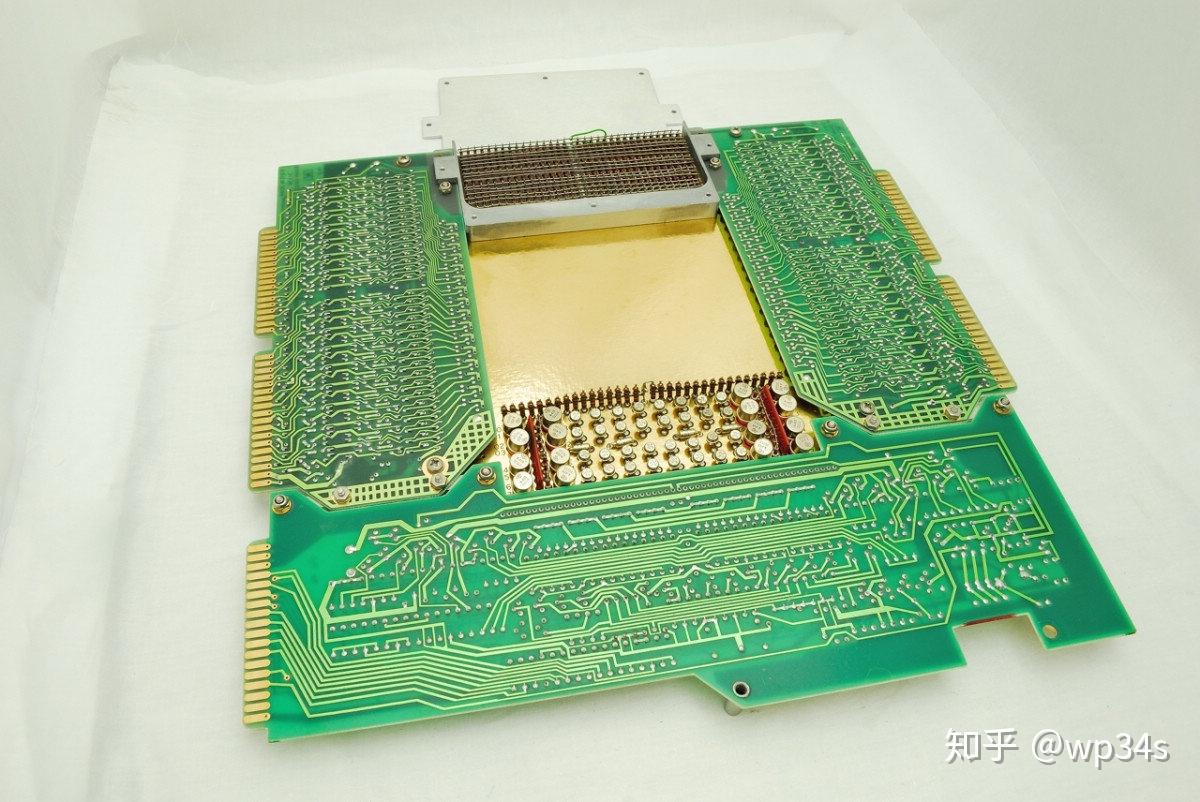 电与磁的极致艺术~1968年的HP9100A晶体管计算器(机)-2