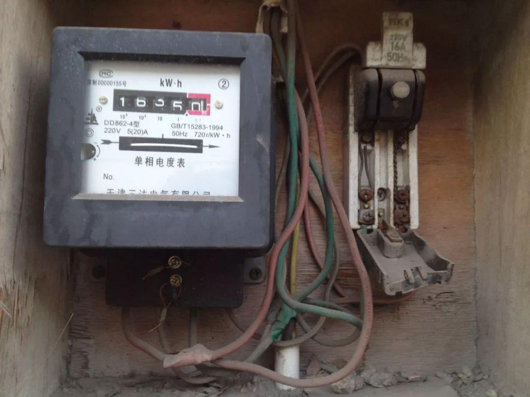 电表是如何工作的，为什么很多人说，现在电表比以前转的更快了？ - 知乎
