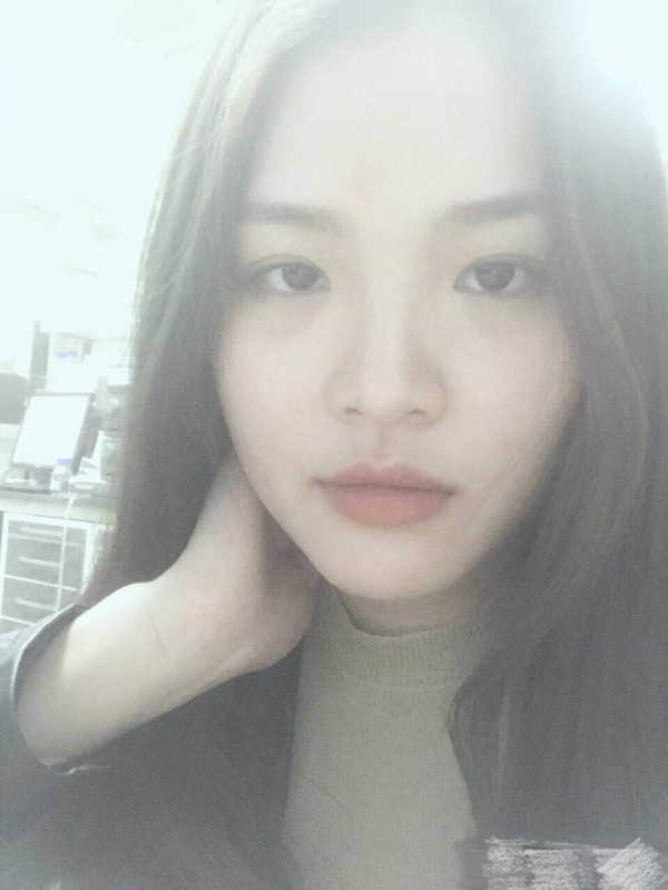 有没有鼻梁不高的美女?