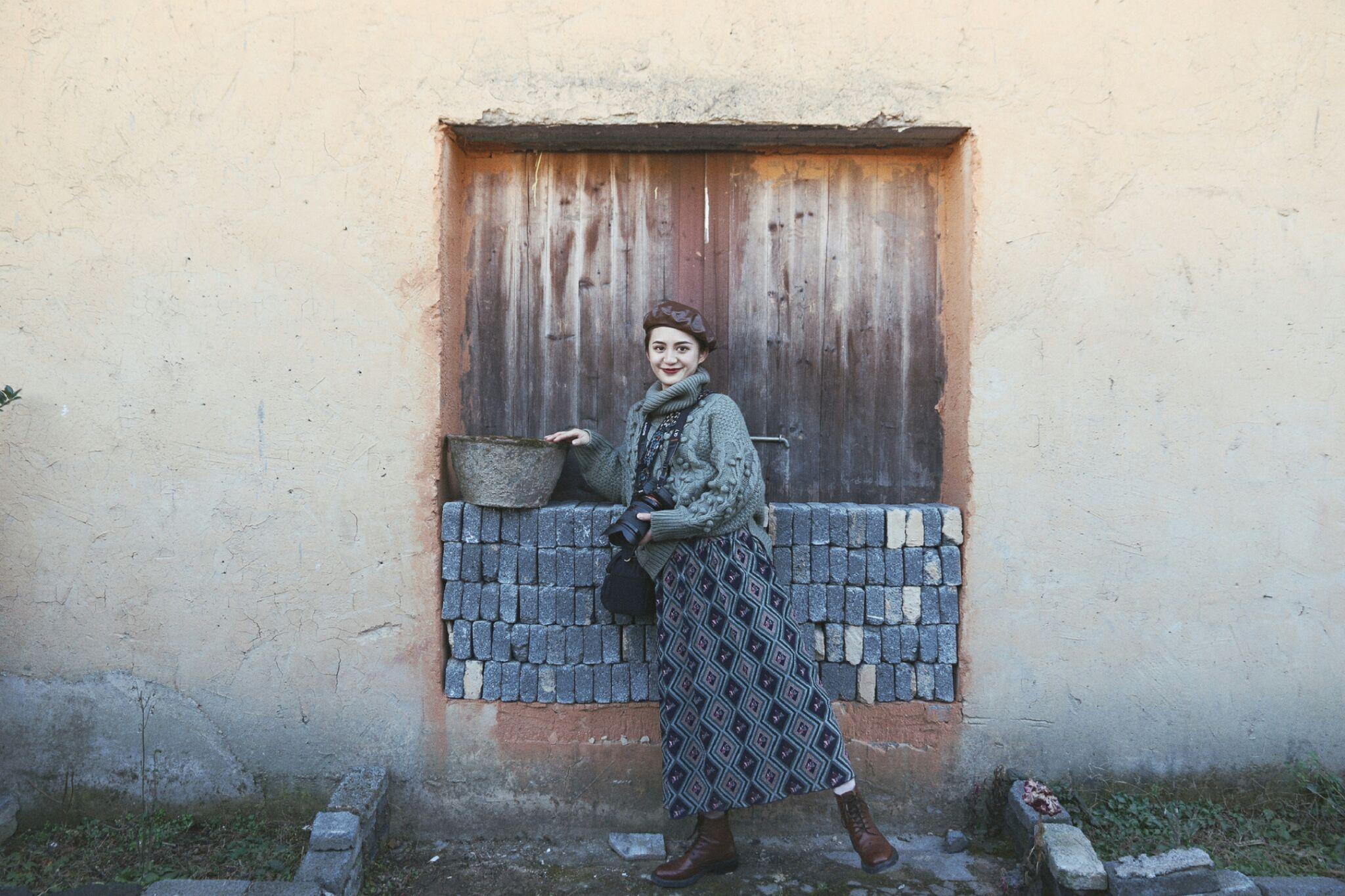 去古镇游玩穿什么衣服拍照好看?