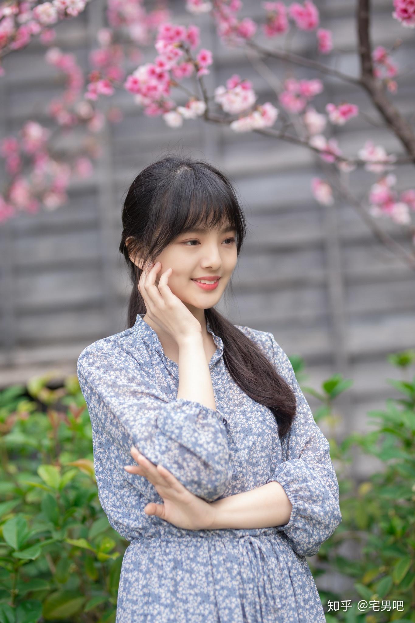 清纯丨邻家有女初长成一娉一笑惹人怜1